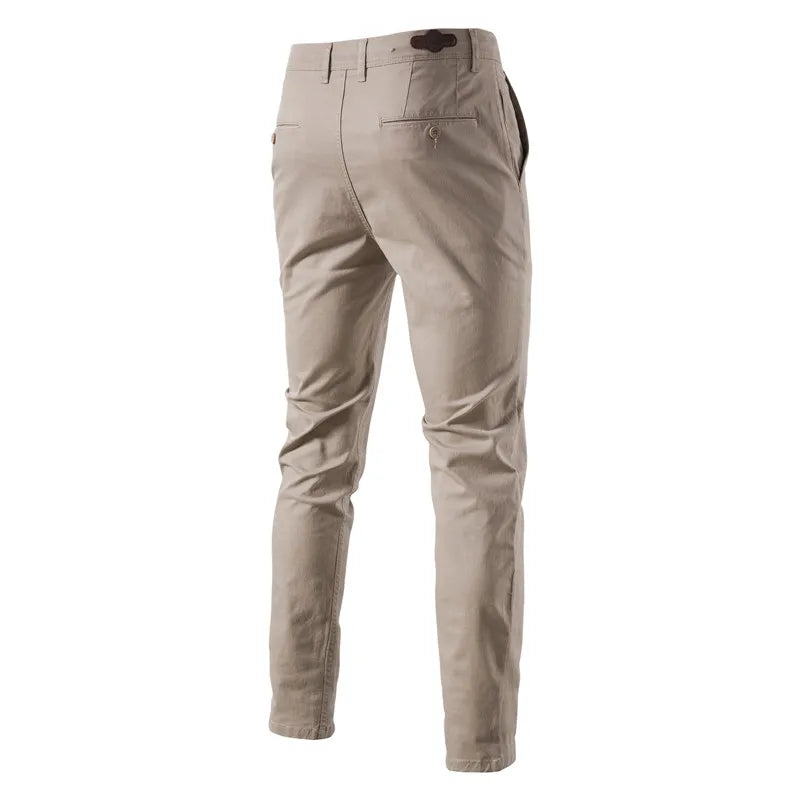 Pantalon coupe essentielle intemporel